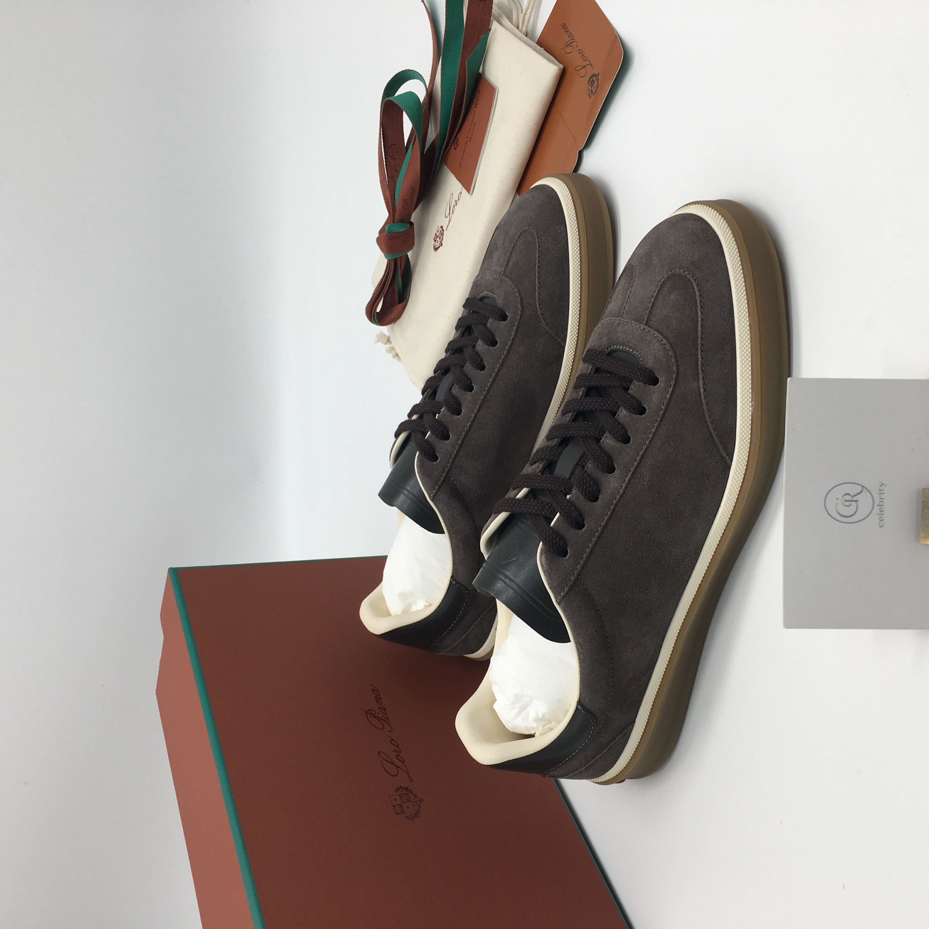 로로피아나 테니스 워크 스니커즈 255mm (3일이내 수령가능)당일출고