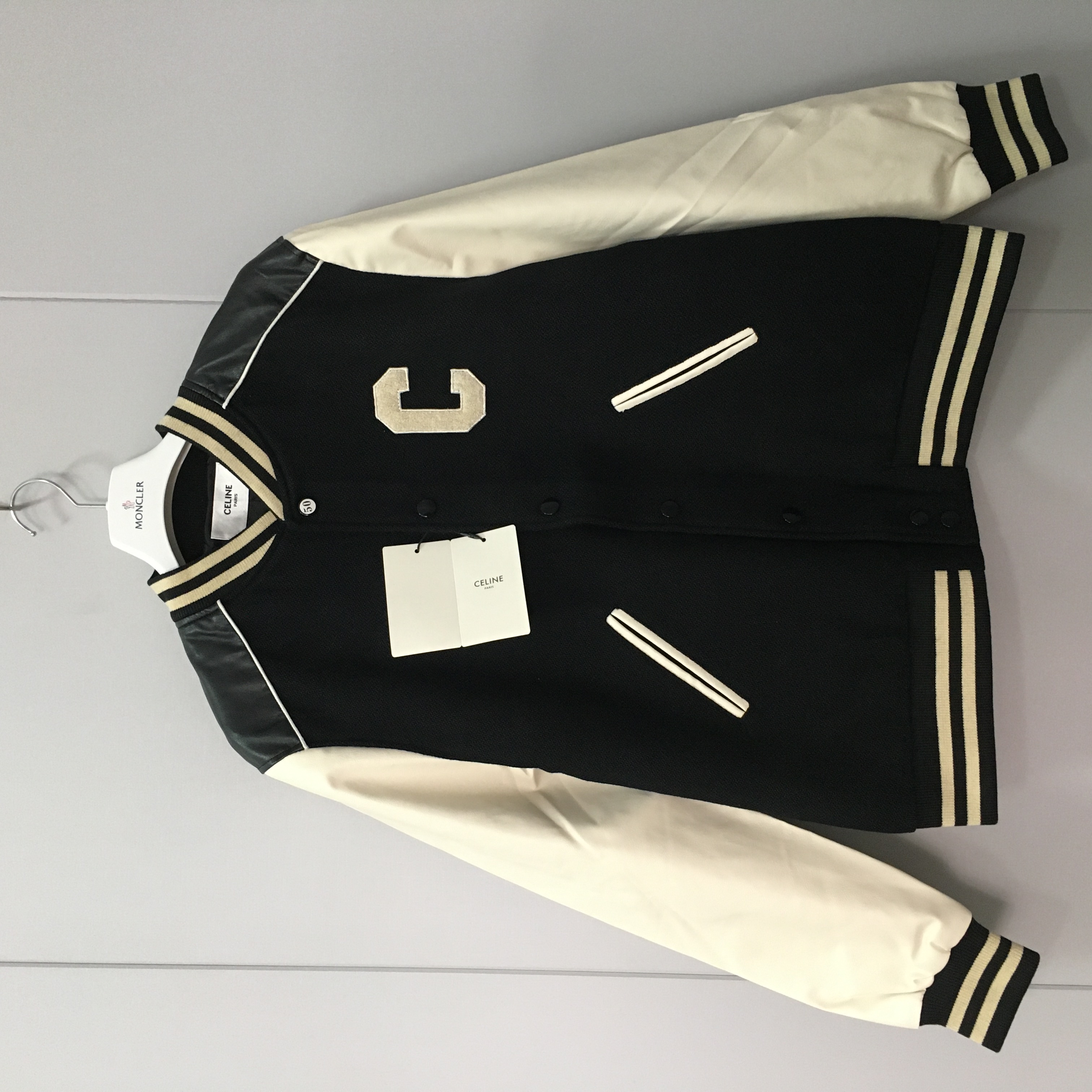 셀린느 로고 야구잠바 XL사이즈 (3일이내 수령가능) 당일출고