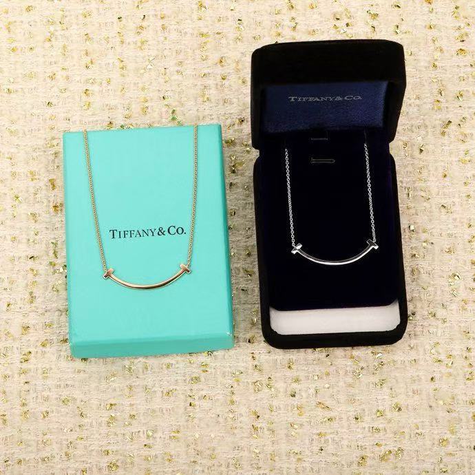 티파니 스마일 미디움 펜던트 목걸이