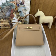 에르메스 켈리백 25 차이 앱송