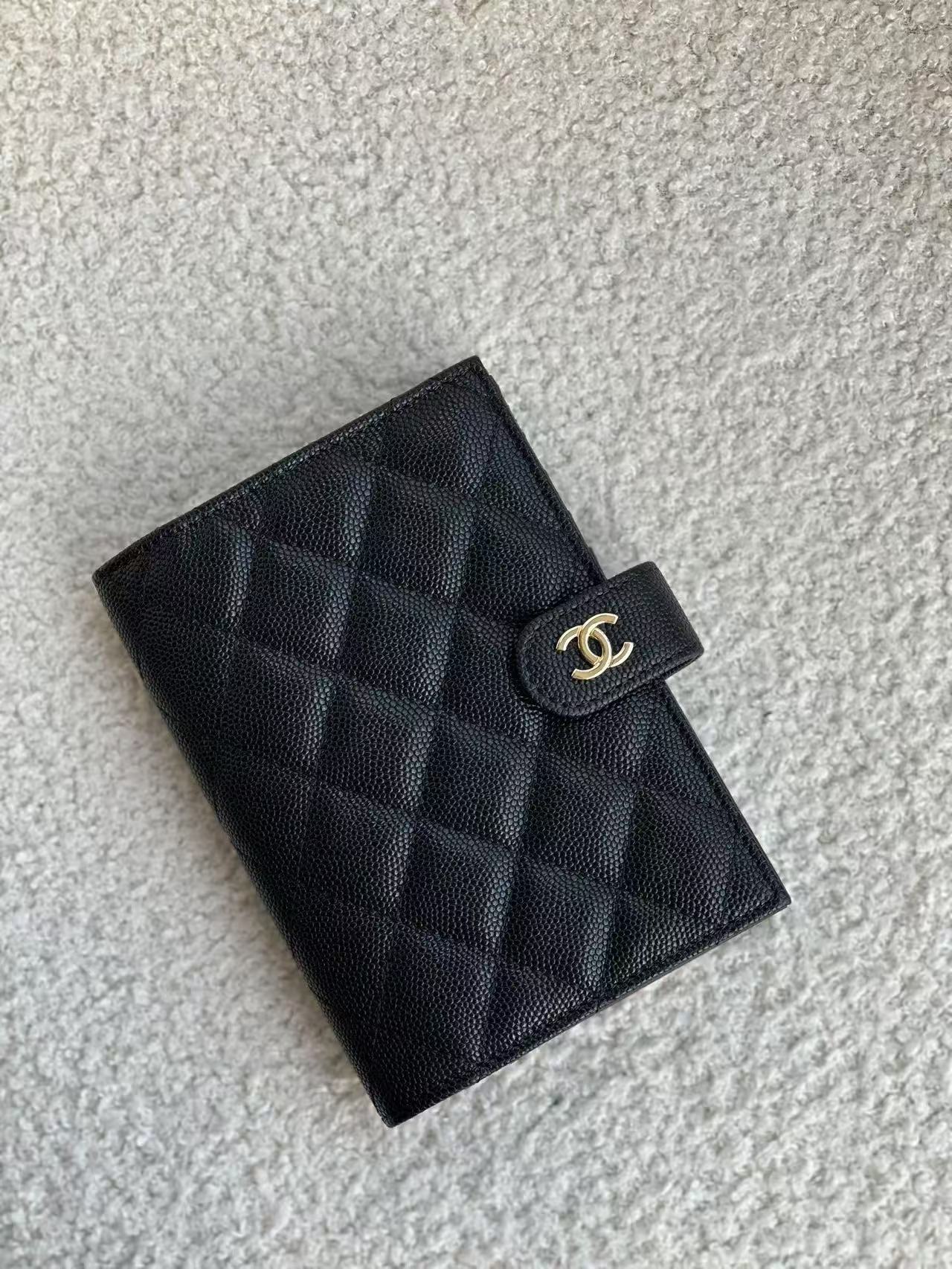 샤넬 여권지갑