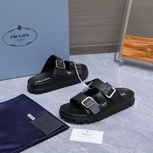 프라다 슬리퍼
