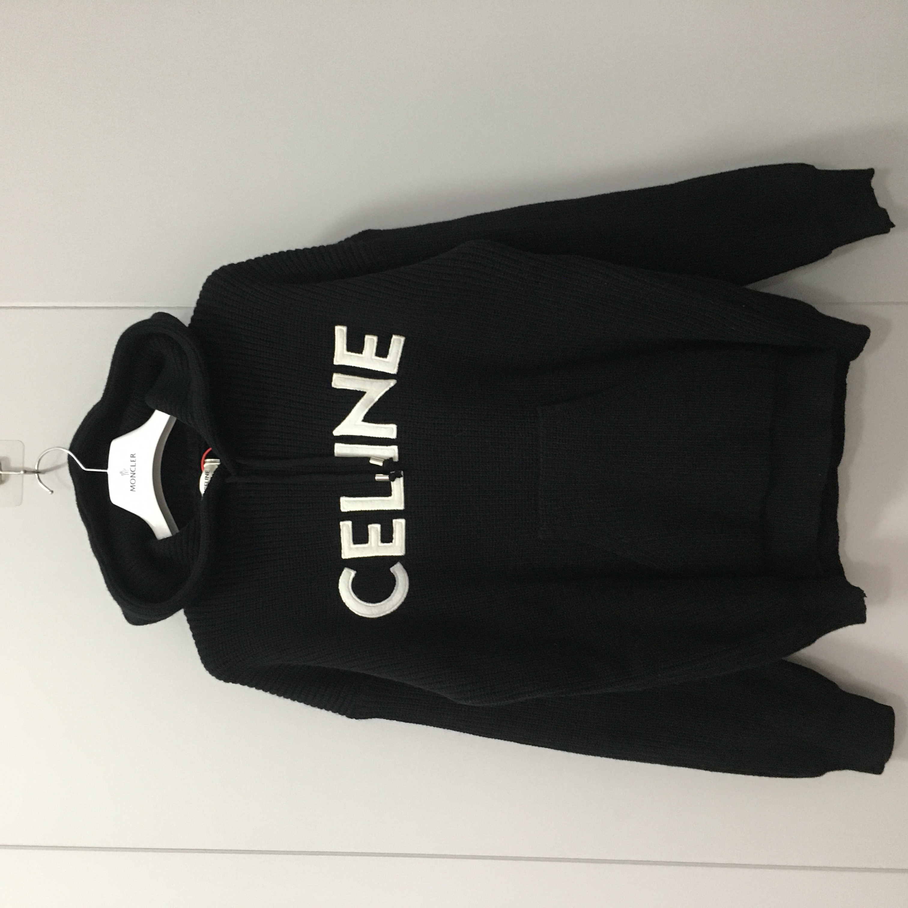 셀린느 로고 후드티 XL사이즈 (3일이내 수령가능) 당일출고