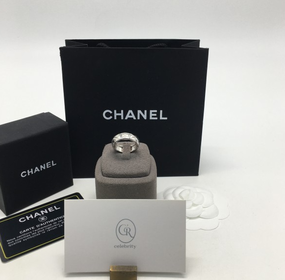 샤넬 코코 크러쉬 링 스몰 화이트골드 56mm (3일이내 수령가능) 당일출고