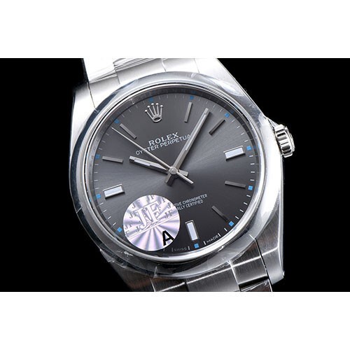 ROLEX 롤렉스 오이스터 퍼페츄얼-1 칼리버 114300