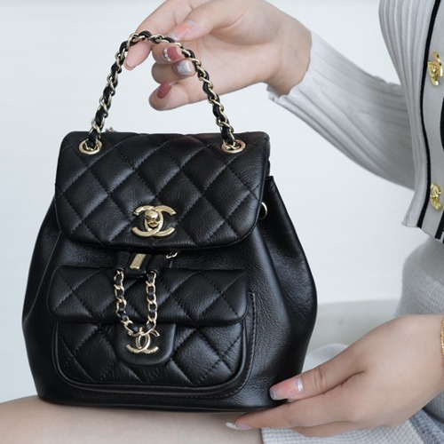 샤넬 듀마 백팩 램스킨 스몰 [매장가 750만원대]