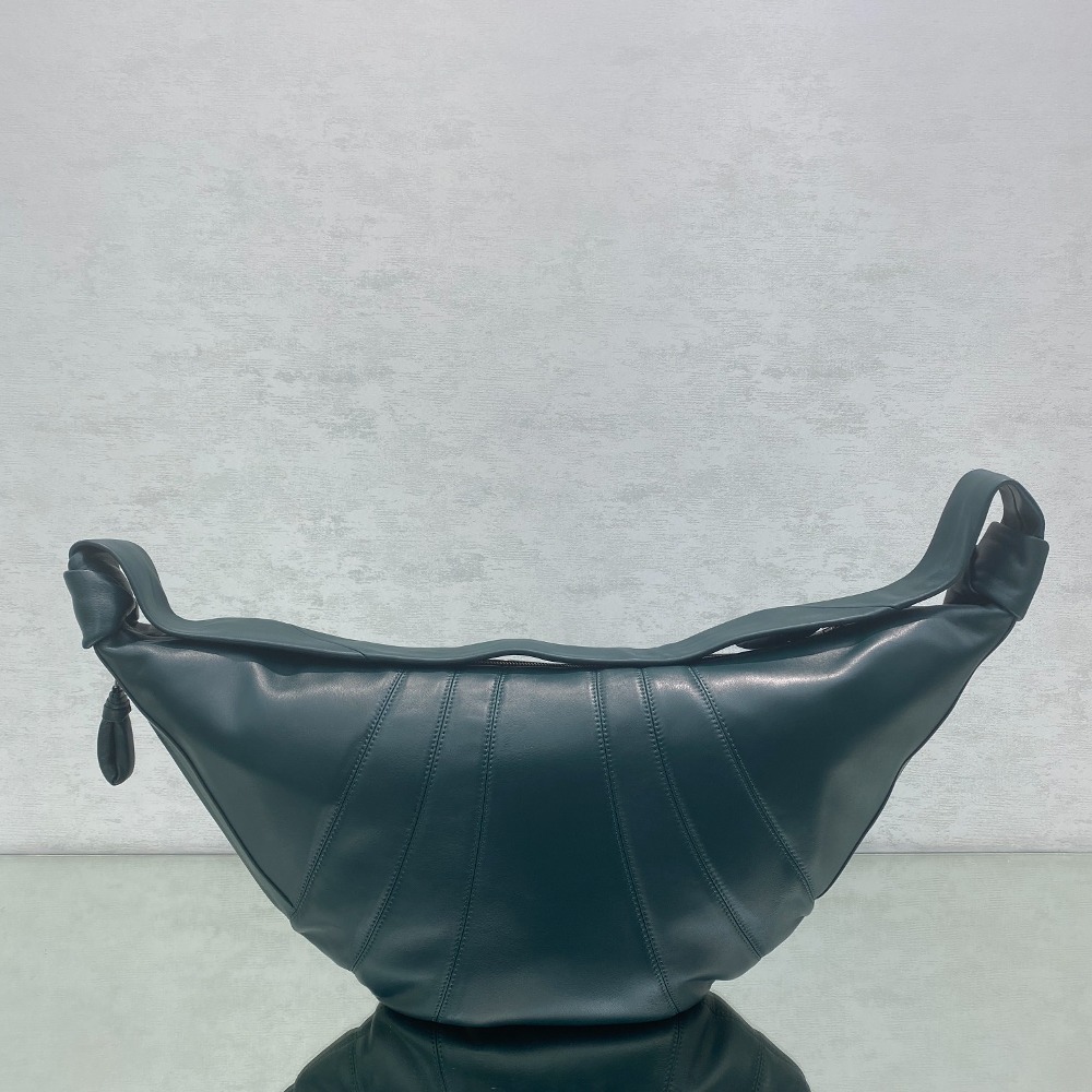 르메르 크로와상 숄더백 미듐 딥 블루 8820